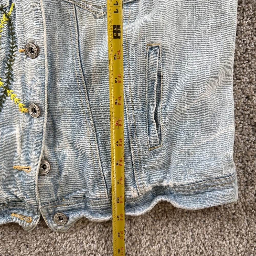 Department Of Peace Vest Womens M Blue Denim Embroidered Floral Button Front - Picture 8 of 9